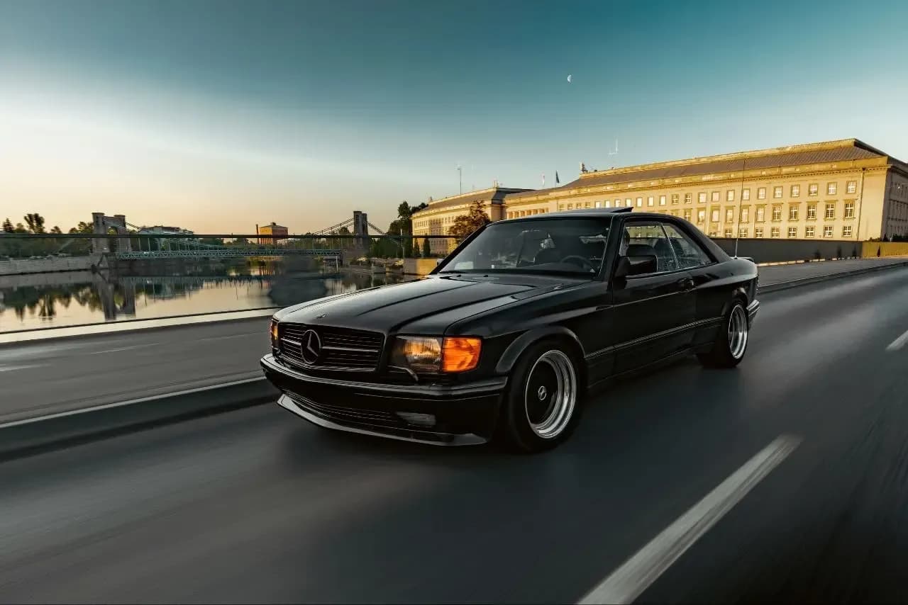 Body & Stylizacja — Pakiety Widebody i customowe zderzaki z carbonu